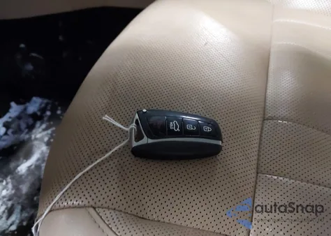 2016 Hyundai Genesis 3.8 из США, поврежденный, VIN KMHGN4JE0GU113480